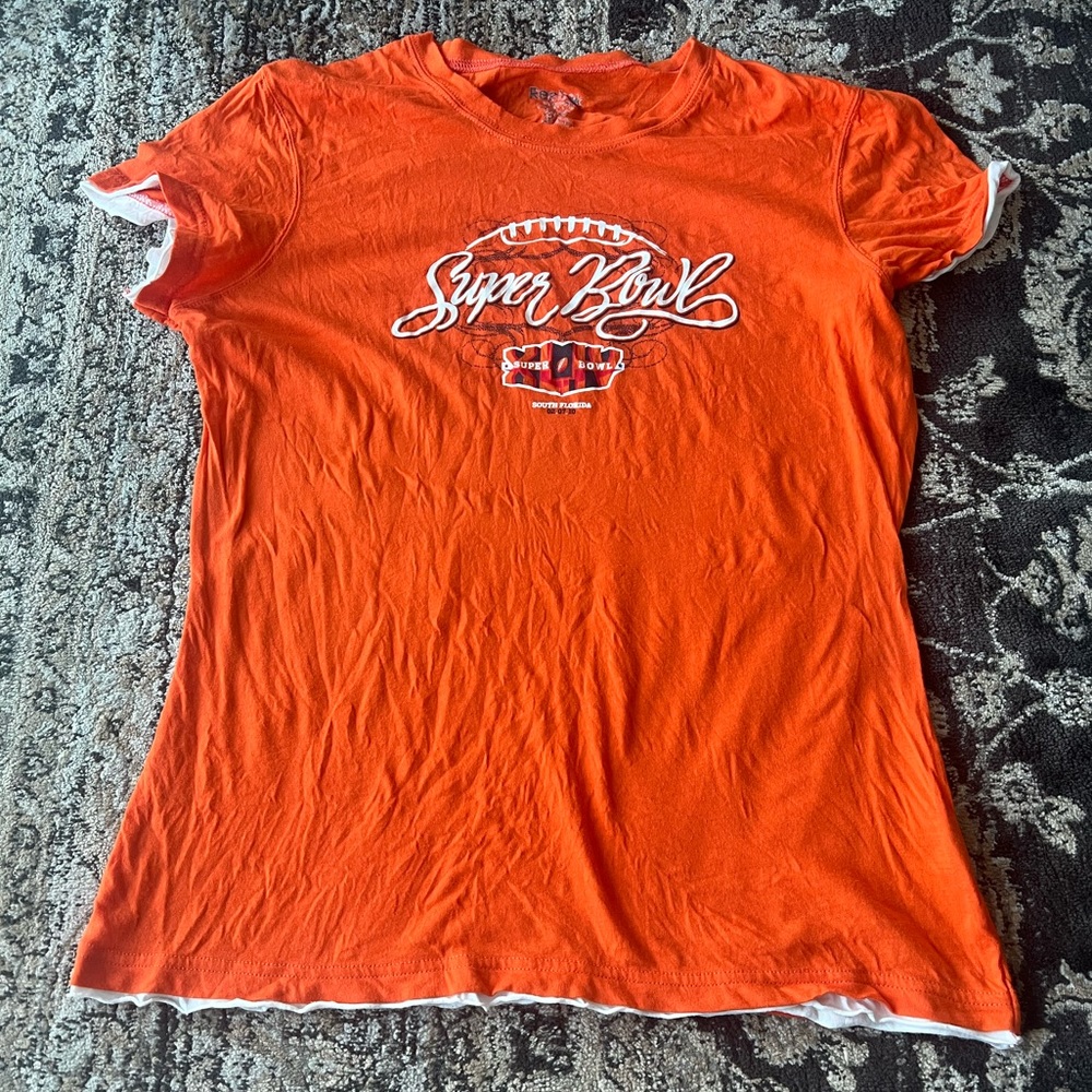 Reebok size large Super Bowl XLIV Orange top